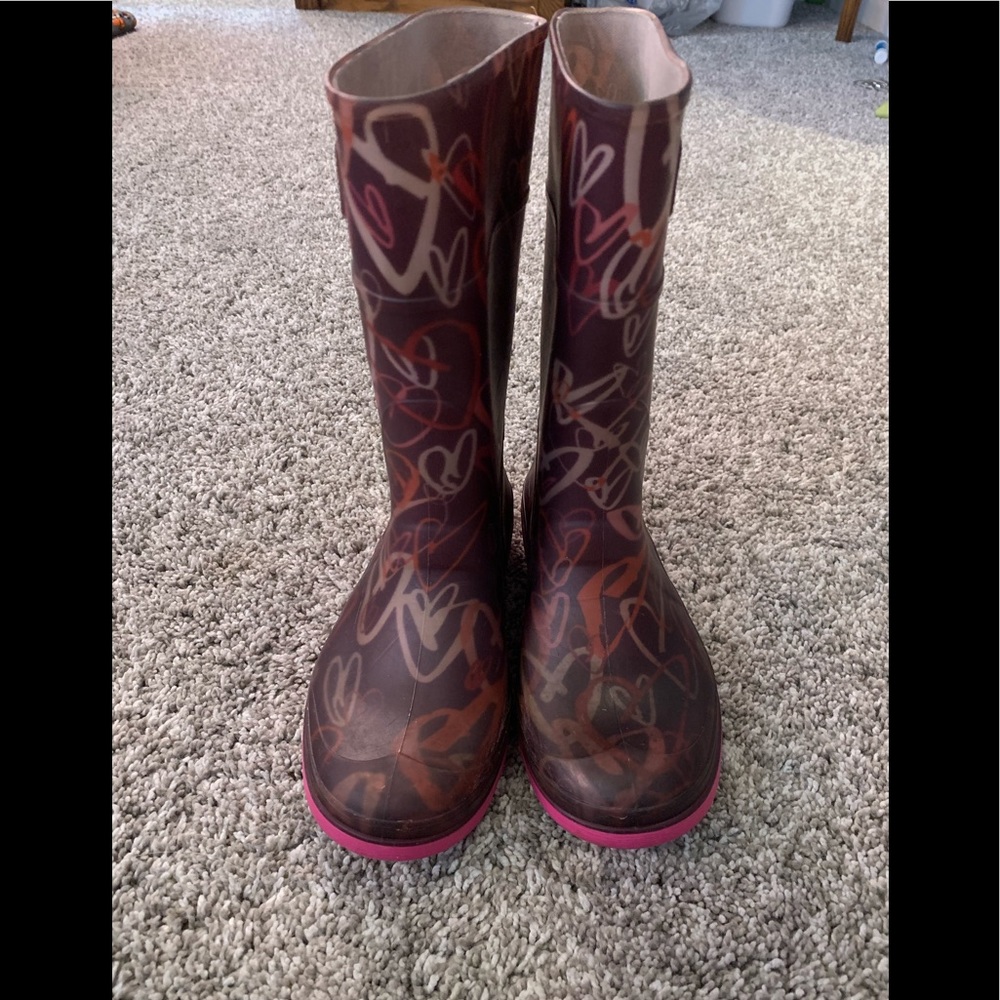 Girl’s rain boots